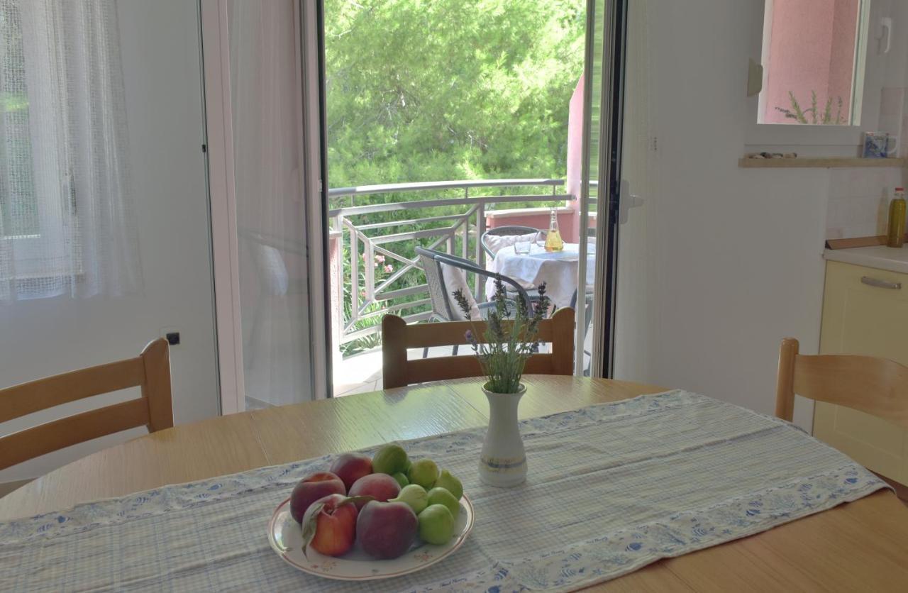 Pino Apartman Póla Kültér fotó